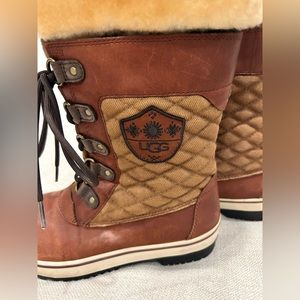UGG $279 RARE Women’s leather & fur winter snow boots size 7 SOLD OUT